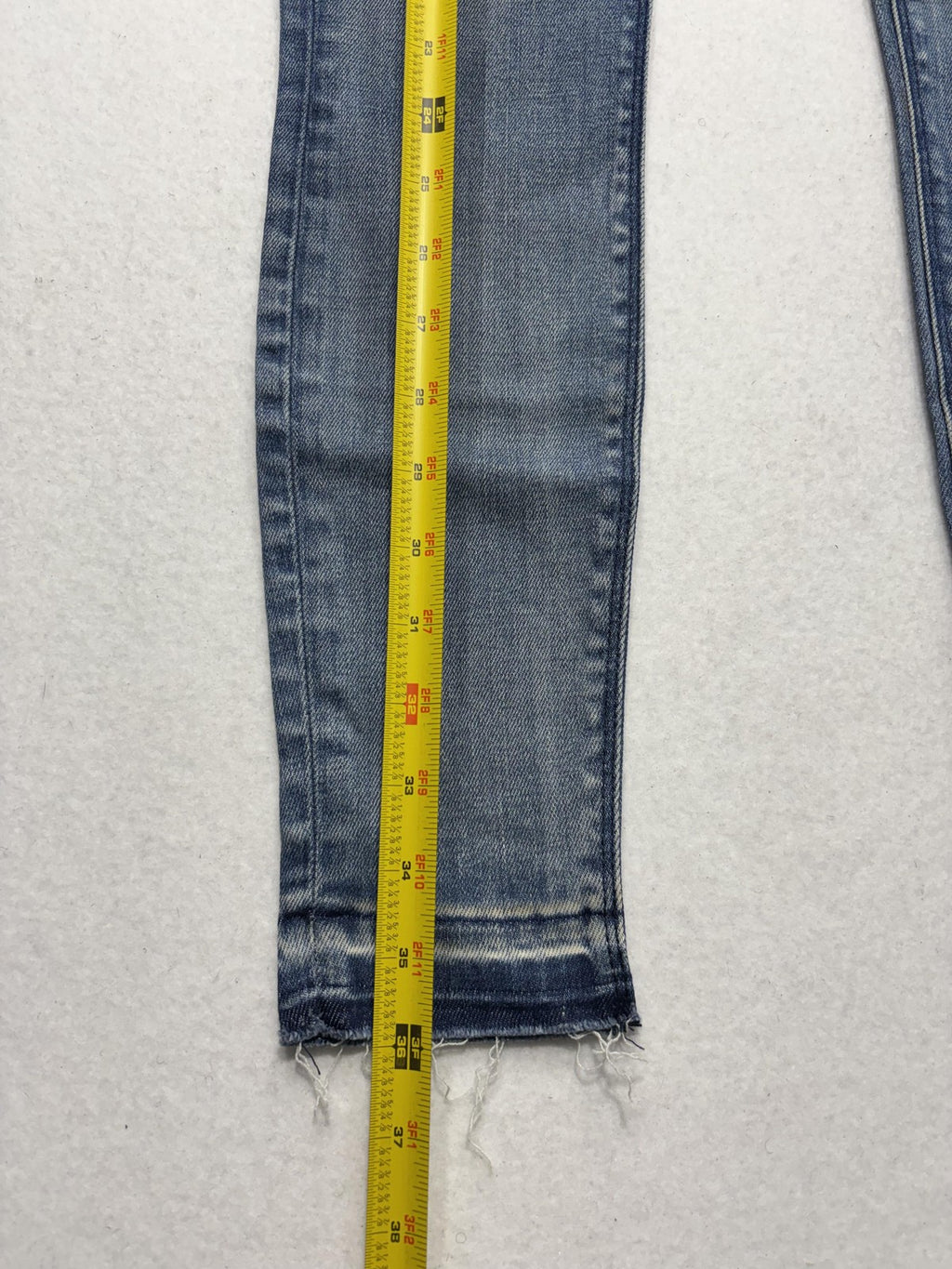 RtA Jeans Womens 25 Blue Medium Wash Mid Rise Skinny Stretch Raw Hem 25x29