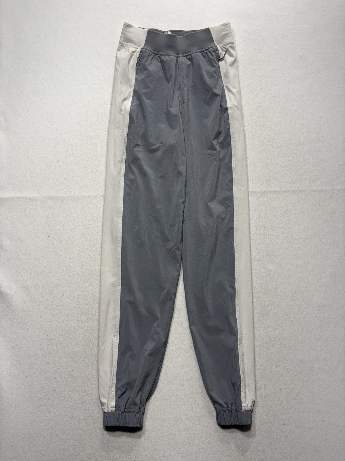 Lululemon Track Pants Womens 2 Gray Colorblock Elastic Waist Woven Ankle Jogger
