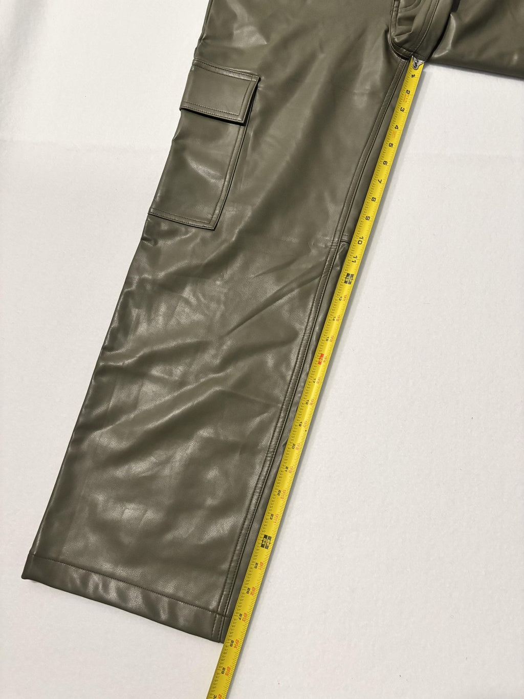 Abercrombie & Fitch Pants Womens 28 Short Green Faux Leather 90s High Rise Cargo