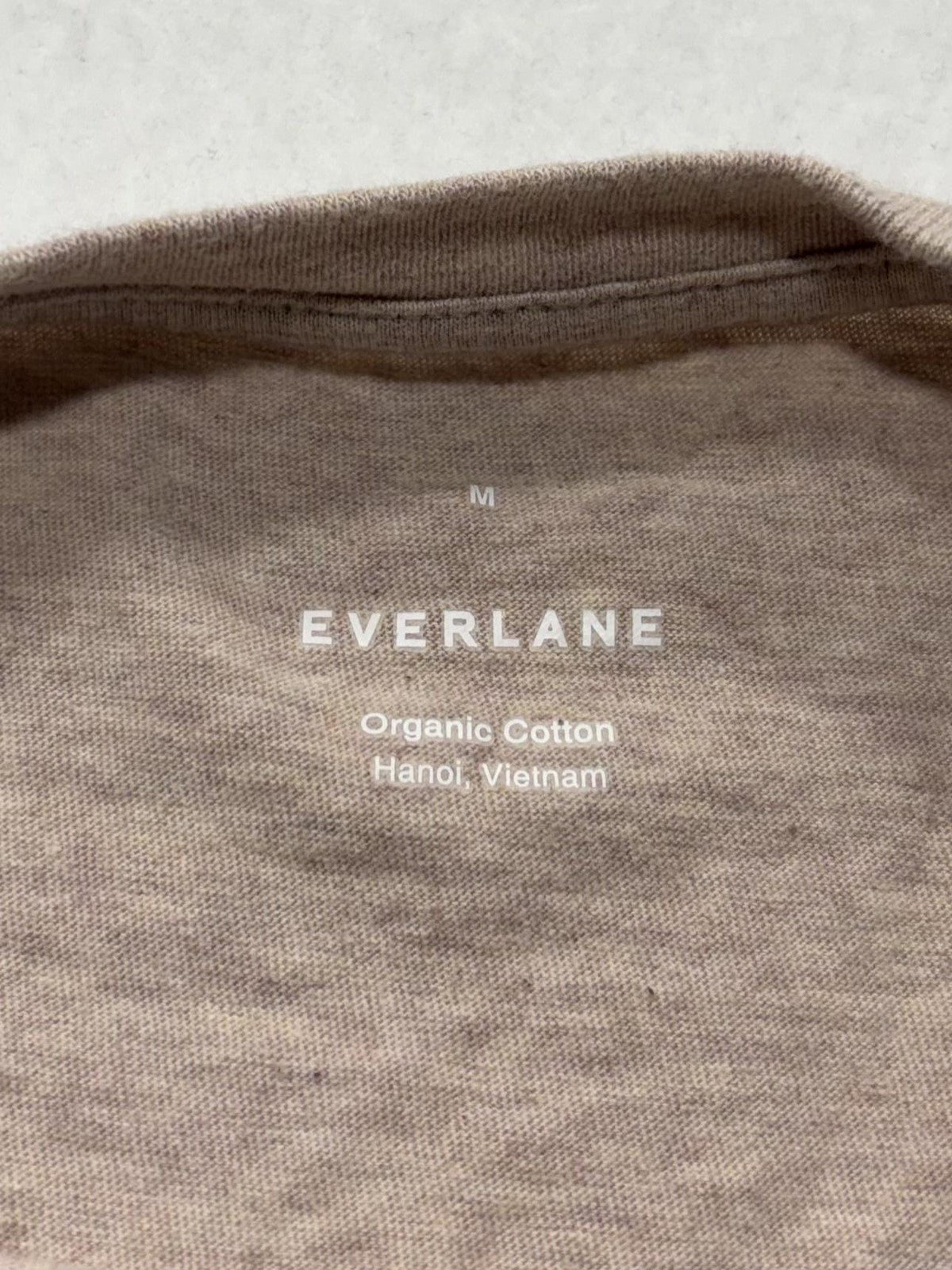 Everlane Shirt Womens Medium Beige Crew Neck Short Sleeve Organic Cotton Tee