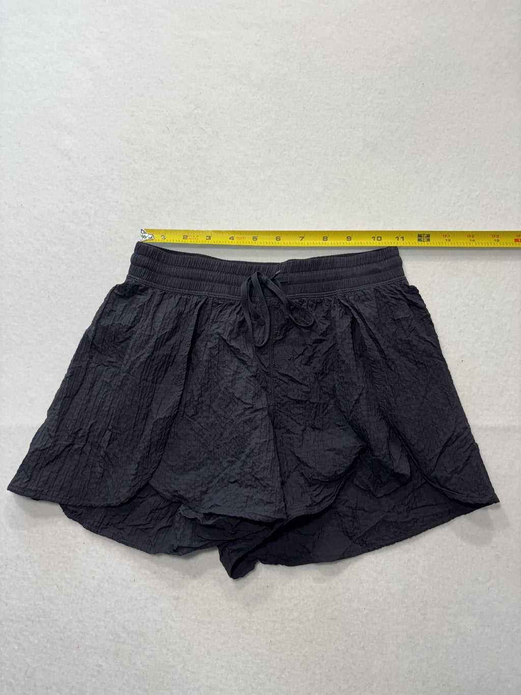 Lululemon Running Shorts Womens XXS Black Crinkle 3" Inseam Lined Athletic