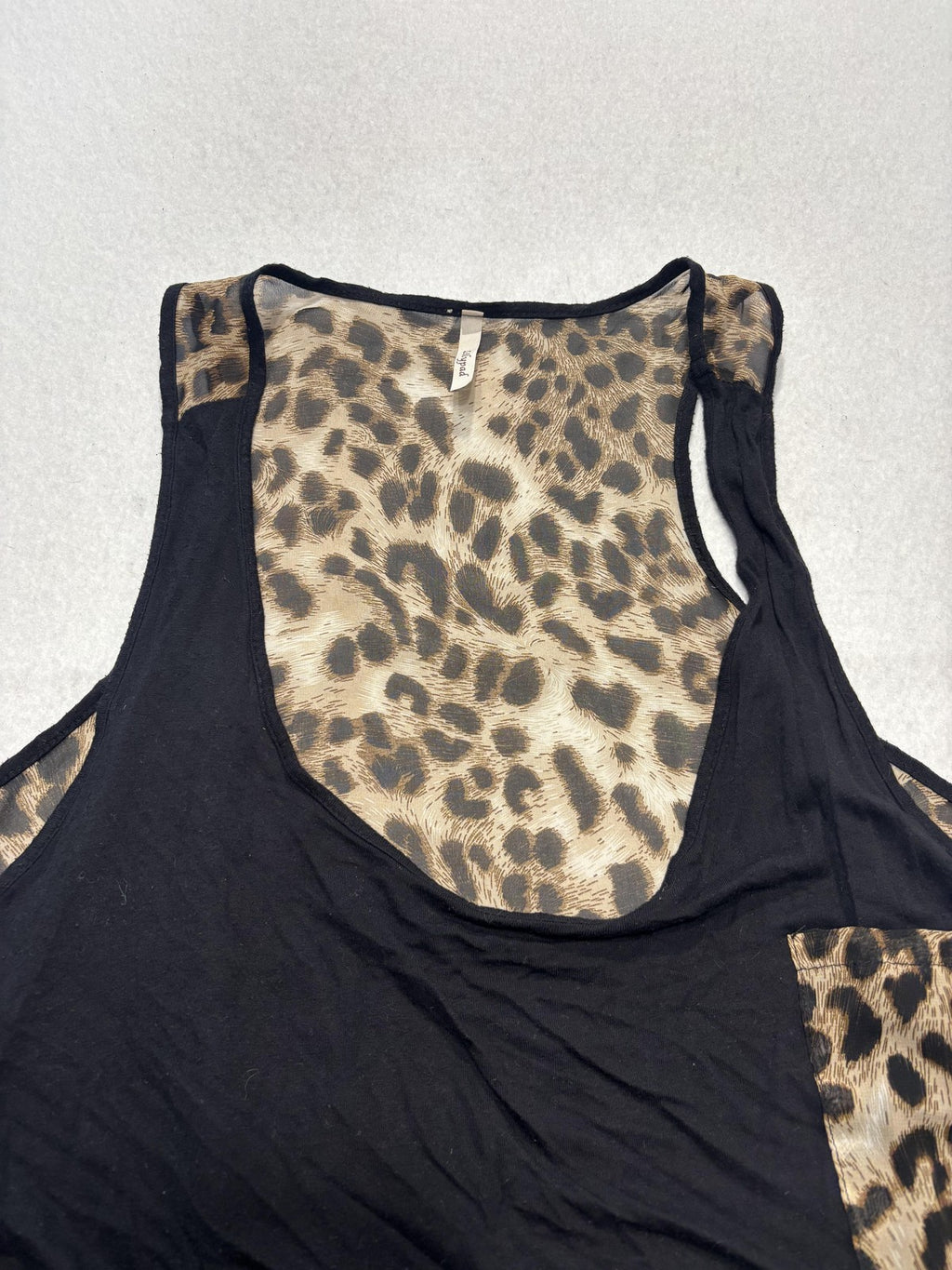 Lilypad Tank Top Womens Medium Brown Leopard Print Scoop Neck Knot Hem Racerback