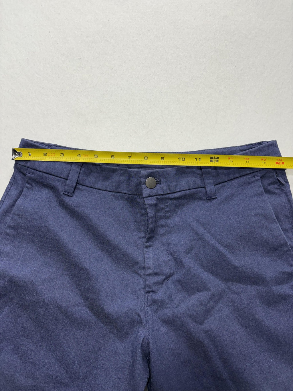 Lululemon Chino Shorts Mens 34 Blue 9" Inseam Stretch Casual Travel Outdoor