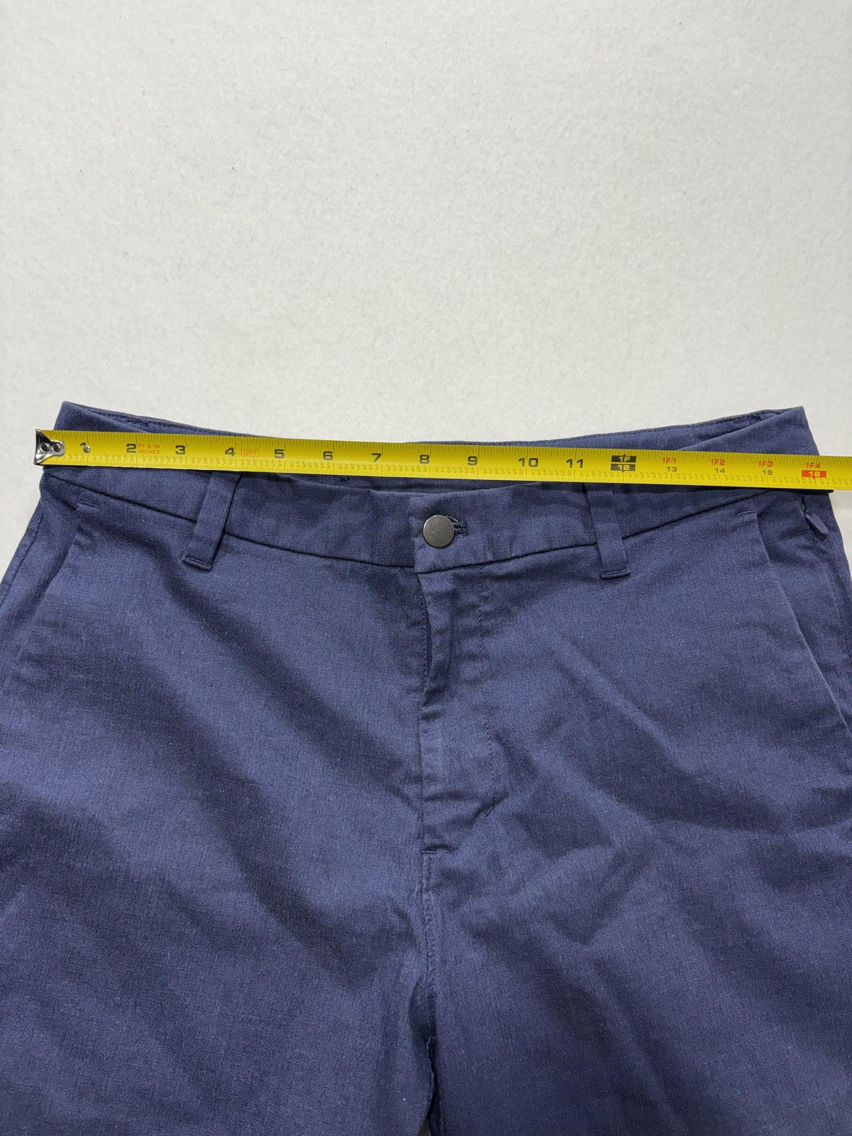Lululemon Chino Shorts Mens 34 Blue 9" Inseam Stretch Casual Travel Outdoor