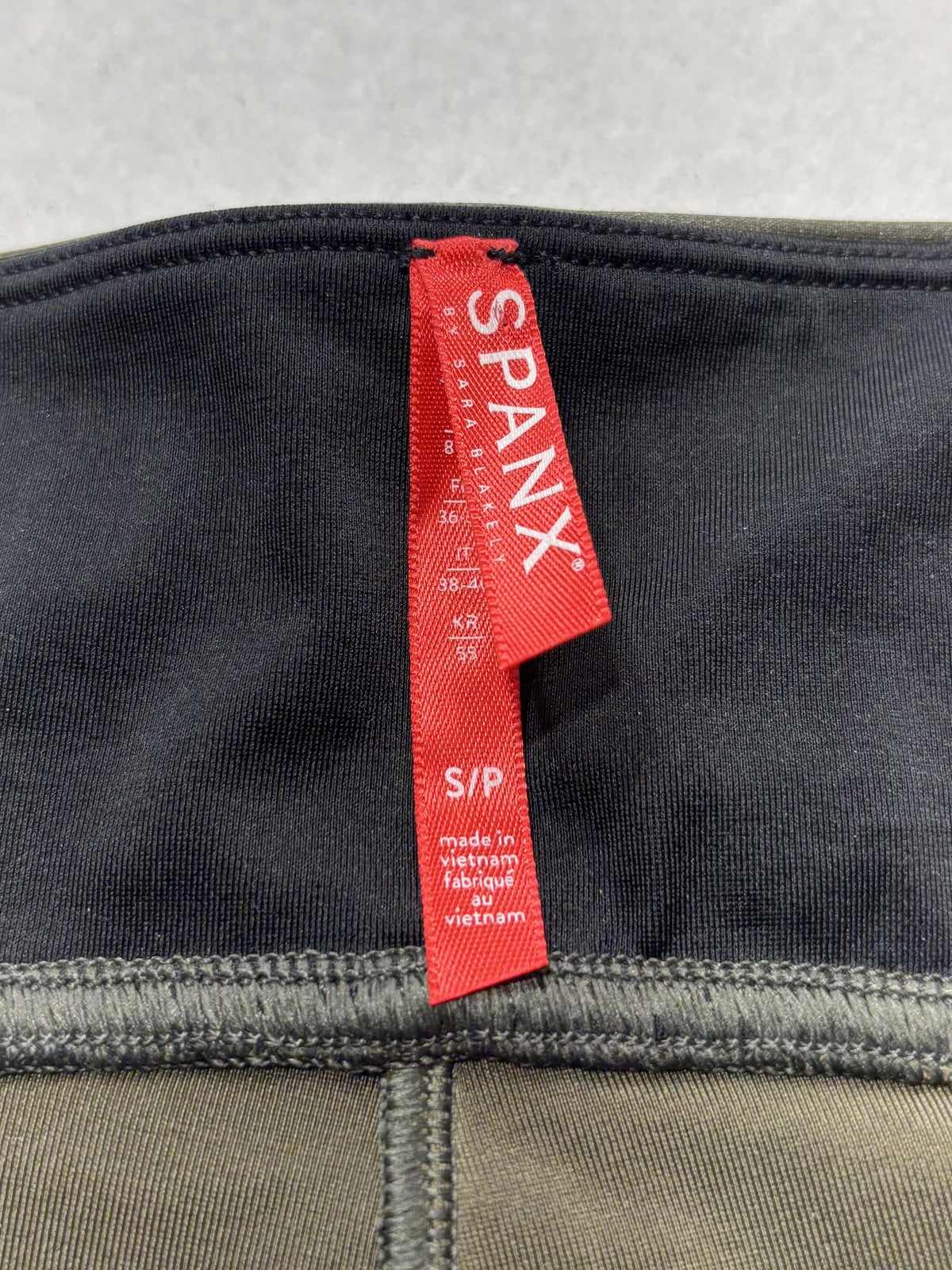 Spanx Leggings Womens Small Olive Faux Leather High Rise Shaping Pull On