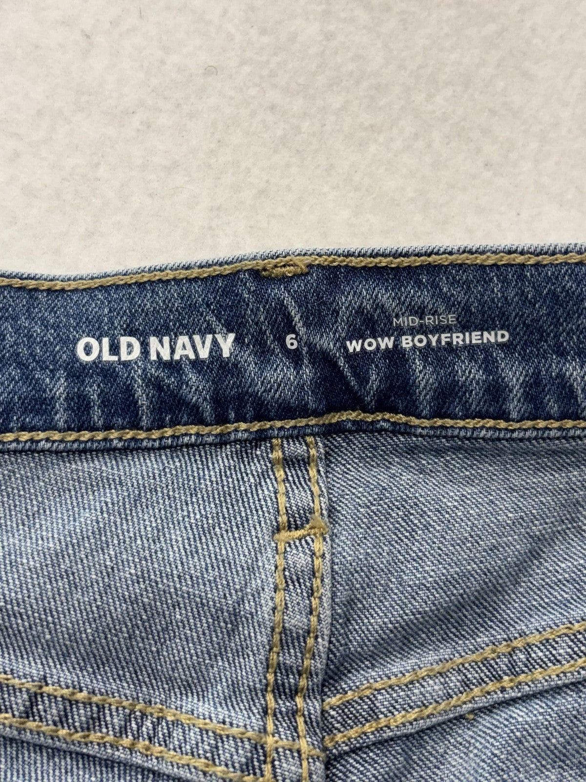 Old Navy Wow Boyfriend Jeans Womens 6 Blue Medium Wash Mid Rise Relaxed 28x27