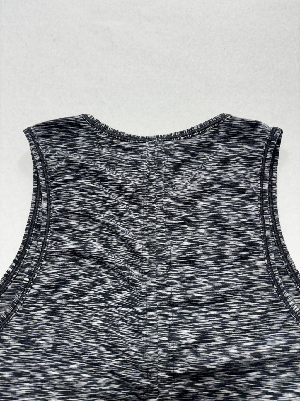 Lululemon Tank Womens 2 Gray Cropped Tie Hem Sleeveless Athletic Top Workout