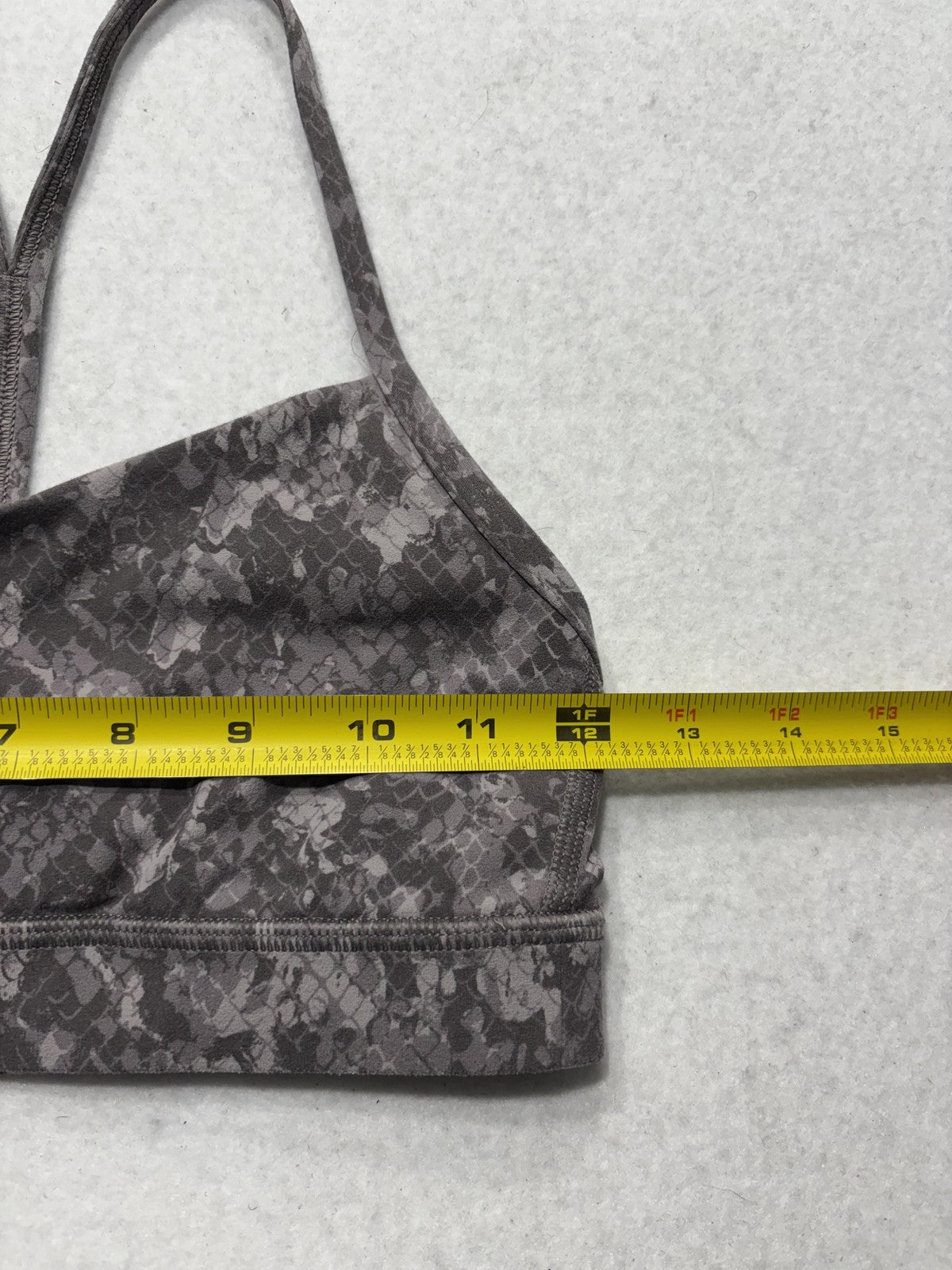 Lululemon Sports Bra Womens 6 Gray Animal Print Racerback Padded Yoga Athletic