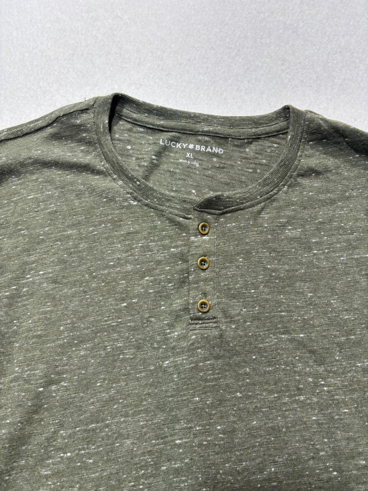 Lucky Brand Shirt Mens XL Green Slub Henley Short Sleeve Lightweight Jersey Tee